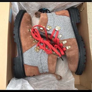 Toms boots summit rawhide size 5